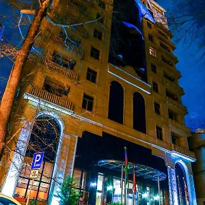 https://central-park.aboutbakuhotels.com